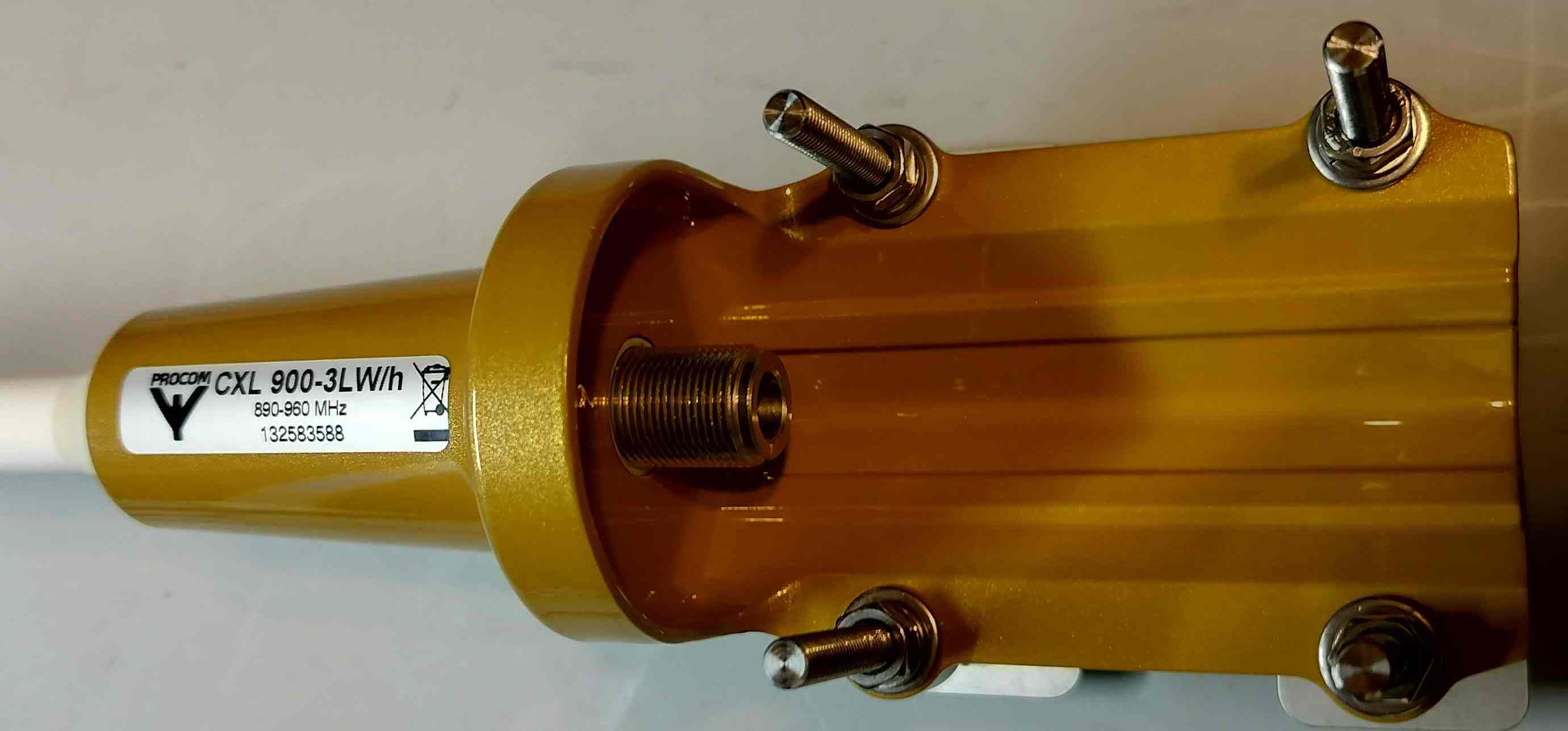 Closeup of antenna label and connector